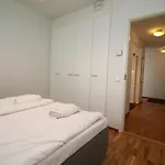 Spacious For 4 With Sauna In Raunistula Apartment