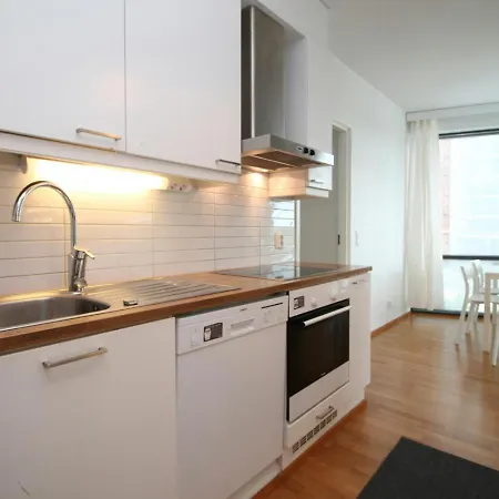 Spacious For 4 With Sauna In Raunistula